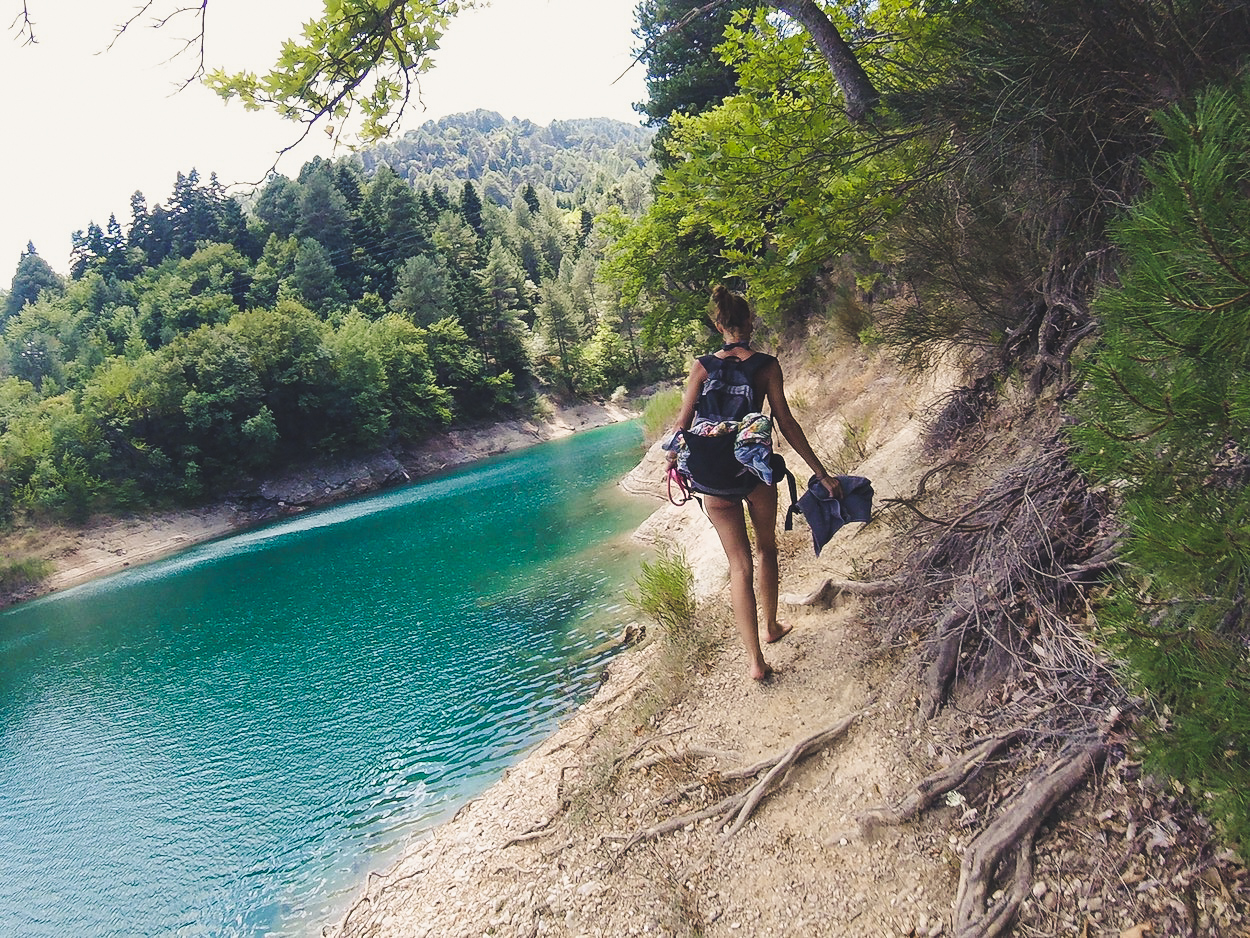 Trip Mit Hund Rio Limni Tsivlou Sinevro 1